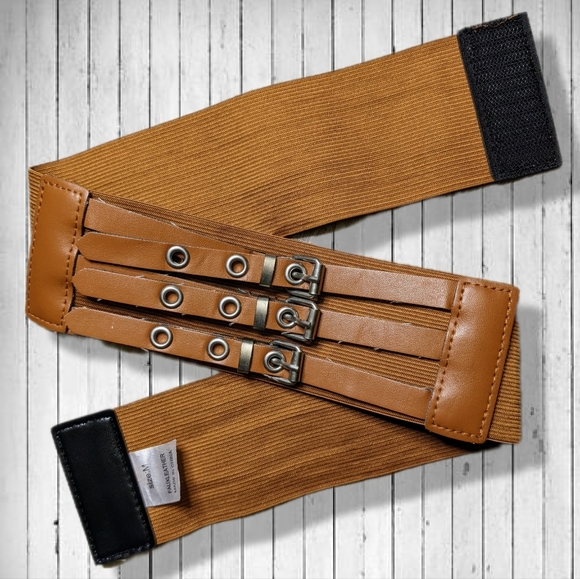 Brown Stretch Belt 3 Buckles in Front Velcro Closure in Back Silver S/M - Picture 3 of 10